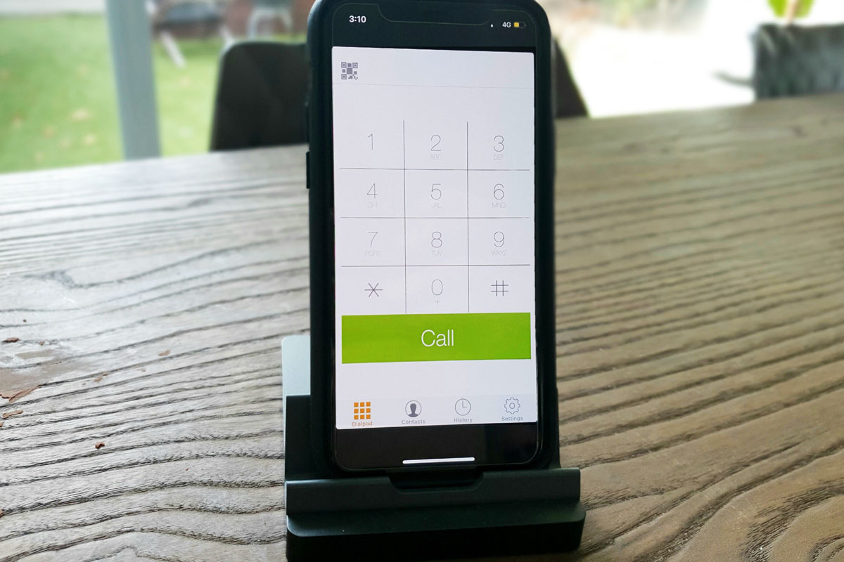 cloud-calling-phone VoIP Phone System On Mobile Device